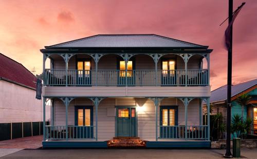 Napier Bed & Breakfast | 415 Marine Parade