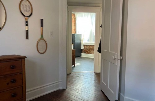 Old Louisville Apartment | 418 #3 · Stellar Suites | Lovely Loft | St. James Court