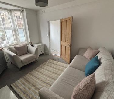 Bury St Edmunds House | 42 Church Row - 2 beds and 2 bathrooms