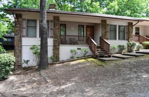 Hot Springs Village House | 42 Lequita Place