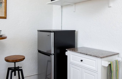Westlake Apartment | 420-Friendly Studio Near Downtown LA