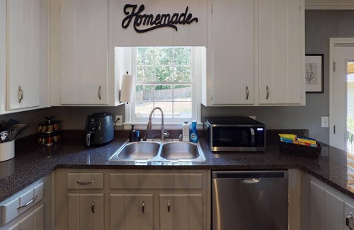 Woodstock Apartment | 4297 Earney Rd, Unit 1, Woodstock