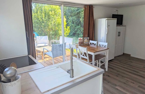 L'Isle-sur-la-Sorgue Ski Chalet | 42M2 AIR-CONDITIONED CHALET WITH PRIVATE NATURAL POOL AT L'ISLE SUR LA SORGUE