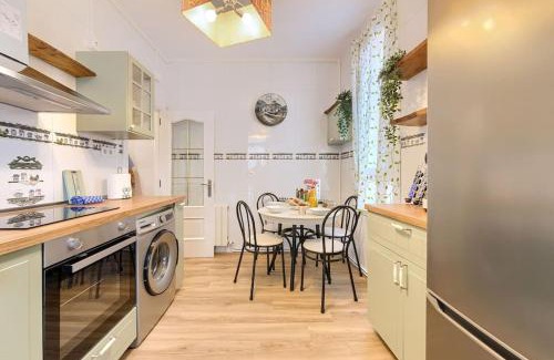 San Francisco Apartment | 42nd Station by Next Stop Bilbao