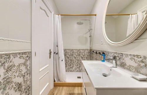 San Francisco Apartment | 42nd Station by Next Stop Bilbao