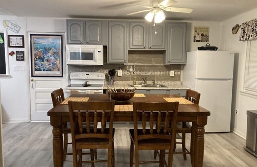 Colonial Beach House | 430 Holly Way