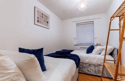 Peterborough Apartment | 44 Clayburn by Incredible Stay