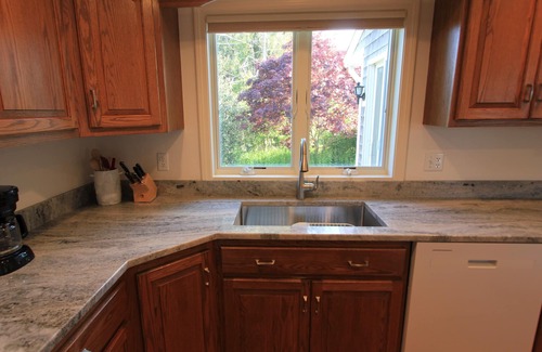 Sandwich House | 44 Dillingham- Pet-Friendly 4BR Home, .5 mile to Beach, Near Dining & Shopping
