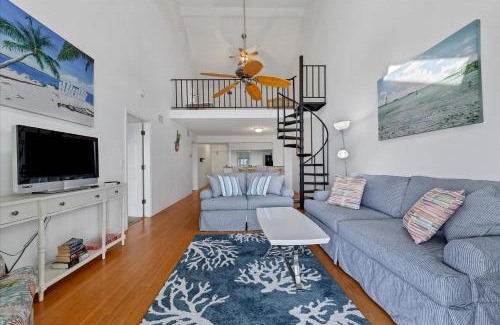 Port Charlotte House | 4410 Warren 317