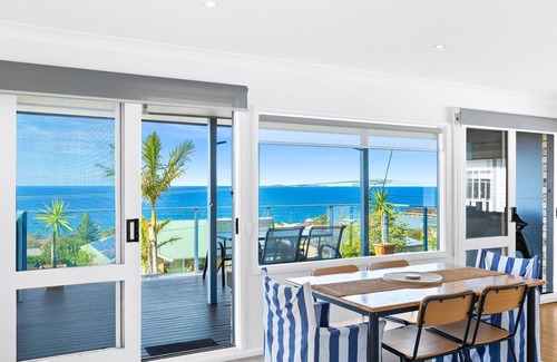 Kianga House | 45 Hillside Cres Beach House