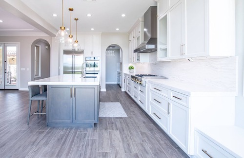 Fairbanks Summit House | 45 plus day stays in highly sought after Mirasol