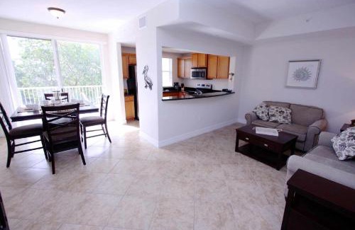 Ruskin House | 456 Little Harbor