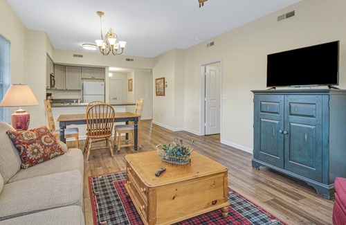 Red Hill Condo | 4595 Girvan Drive Legends