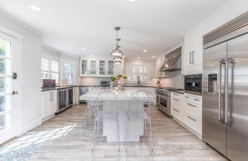 Nantucket Town House | 45B Pleasant St