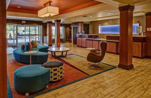 Russellville Hotel | 46 m² Hotel ∙ 127 guests