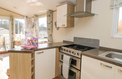 Morpeth Cottage | 46 WILLOWBURN, pet friendly, country holiday cottage in Felton