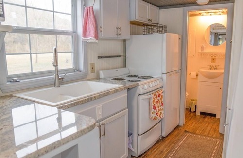 Mountain View Cabin | 470 Acre Adventure Lovers Get Away on Two Rivers