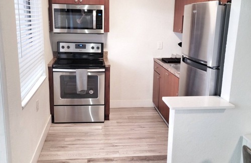 Deerfield Beach Apartment | 482ft to Beach | One Bedroom #107 | sleeps up to 4