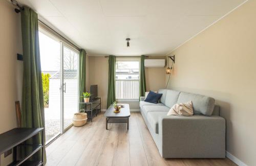 Oisterwijk Ski Chalet | 49, Efteling - Beekse Bergen - Dog Friendly