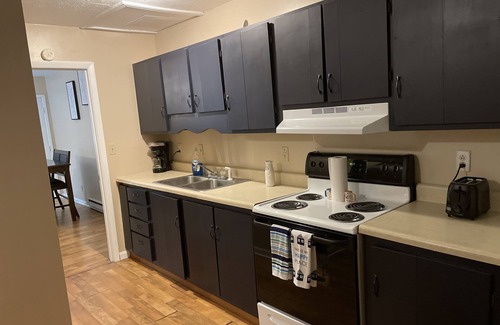 Summerlee House | 498 C Terry Ave
