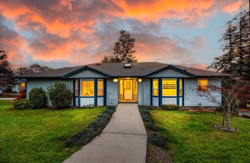 Freeland House | 4b2b Unit @Whidbey Island | Panoramic Water View