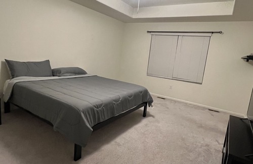 Commerce City House | 4BD/2.5BTH MINS AWAY FROM DIA