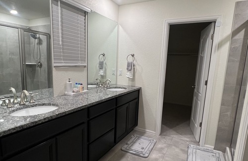Commerce City House | 4BD/2.5BTH MINS AWAY FROM DIA