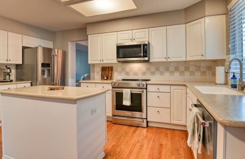 Northwest Colorado Springs House | 4bdr - 3mi to Garden of the Gods