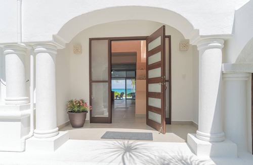 Playa del Secreto Villa | 4bdr Beachfront villa in secluded Playa del Secreto, hosts up to 12 guests.