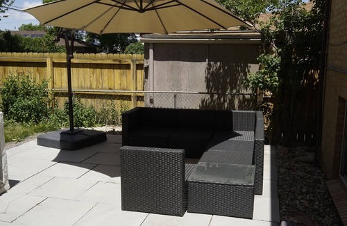 Harvey Park House | 4bed/2ba w private patio