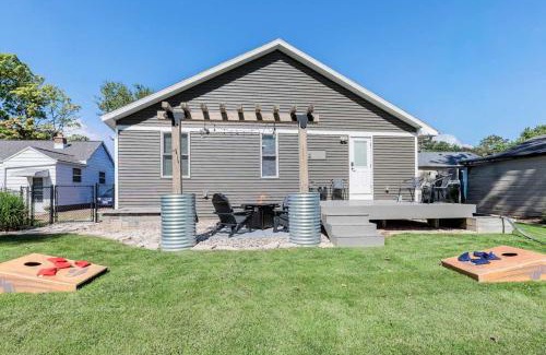 Green Bay House | 4Bedrooms 2 and 1 Half Bath Home for 9 Kid and Game Ready