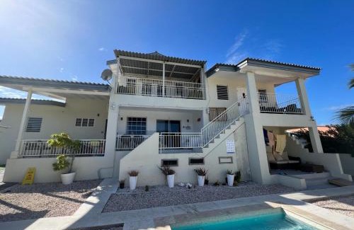Cas Grandi Apartment | 4BlessingsCuracao1
