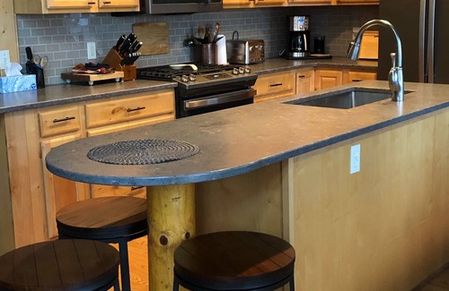 Pequot Lakes House | 4BR/2BA Lakeside Home ideal for experiencing the beauty of the North Woods
