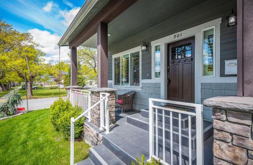 Garden District House | 4BR 3B 2 Kitchen with PnP Downtown CDA 11 guests