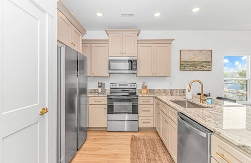 Myrtle Beach House | 4BR Beach Oasis w/Private Pool! 1000 ft from the water