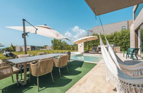 Porto Nao Villa | 4BR Caribbean Deluxe Villa 3C