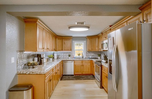 Vero Beach House | 4BR Family Getaway |Game Room| 2mi to Wabaso Beach