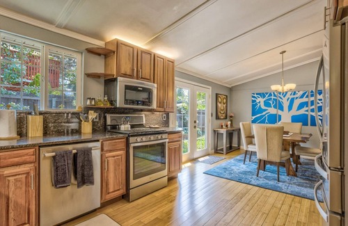 East Colorado Springs House | 4BR Get Awaydog Friendlywith Gym!