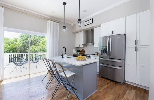 Woodberry Park House | 4BR Home 10min to BNA Fast Wi-Fi & Yard
