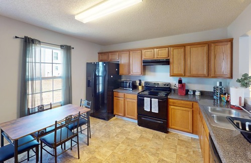 Cartersville House | 4BR Home Minutes to Downtown Cartersville & Museum