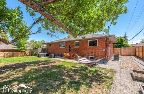 Westminster House | 4br Home W Yard, Fire Pit & Arcade