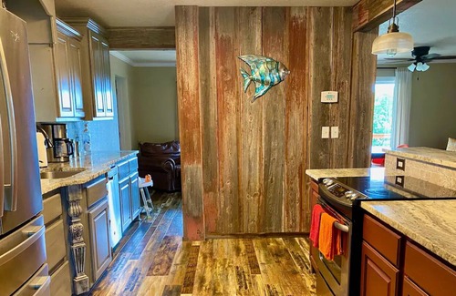 Hoyt House | 4BR Lakefront Home w/ a view! -Sleeps 9