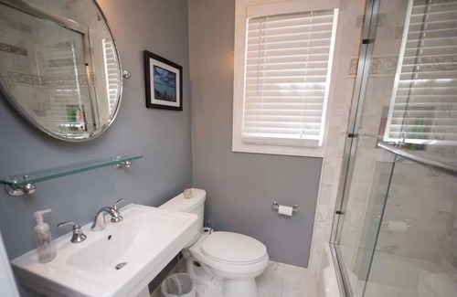 American University Park House | 4BR luxury, family friendly and close to downtown!
