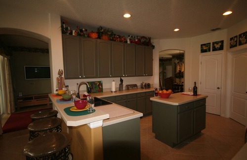 Grand Reserve Villa | 4BR Luxury Villa with Games Room, Lake Views, 10 minutes to Disney Property