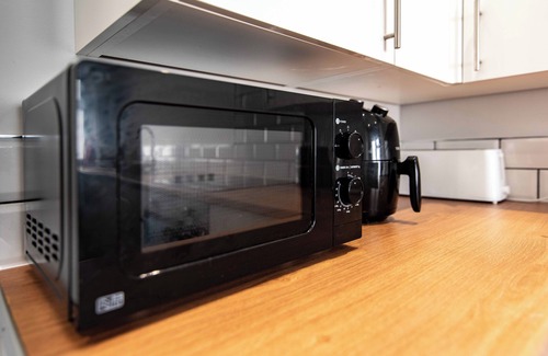 Hull House | 4BR Sleeps 10 Near City Centre