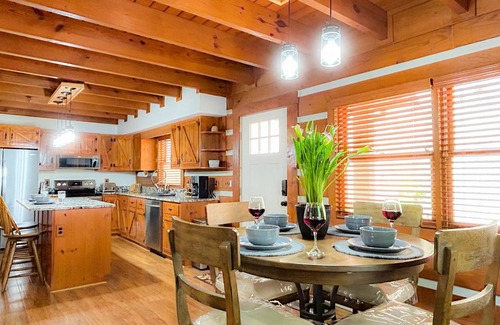 Whittier Cabin | 4BR Smoky Mtn Cabin w/Hot Tub & View | Private - Cherokee & Bryson City