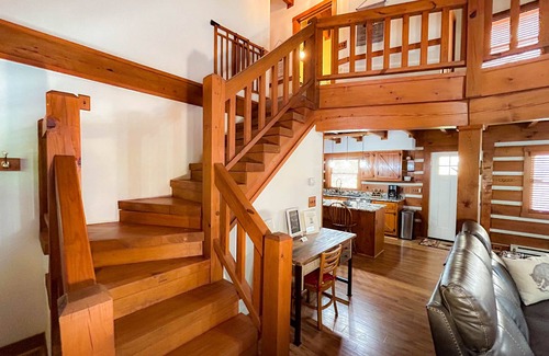 Whittier Cabin | 4BR Smoky Mtn Cabin w/Hot Tub & View | Private - Cherokee & Bryson City