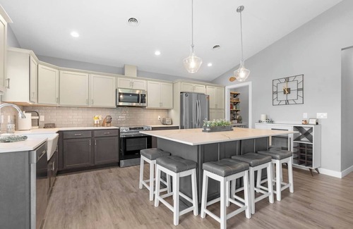 Plymouth House | 4br Track View Townhome Next to Road America