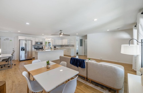 Wahiawa House | 4BR Wahiawa - Sleeps 8, WiFi, AC + Near Pipeline