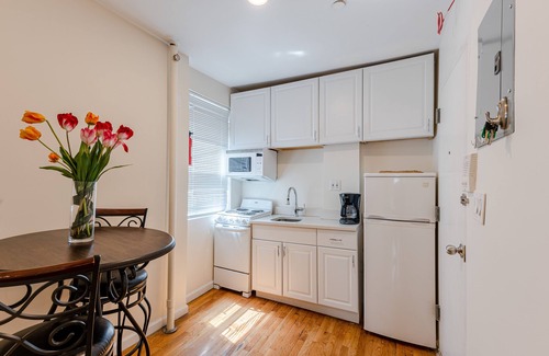 East Harlem Apartment | (4D) 1 Bedroom Apt Just Off Park Ave